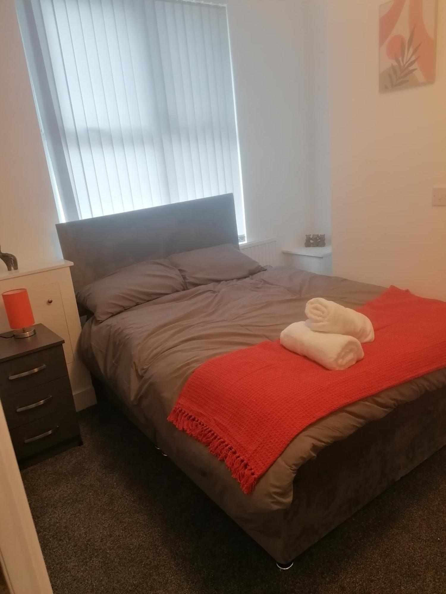Rossy Home Of Relaxations Stoke-on-Trent Εξωτερικό φωτογραφία