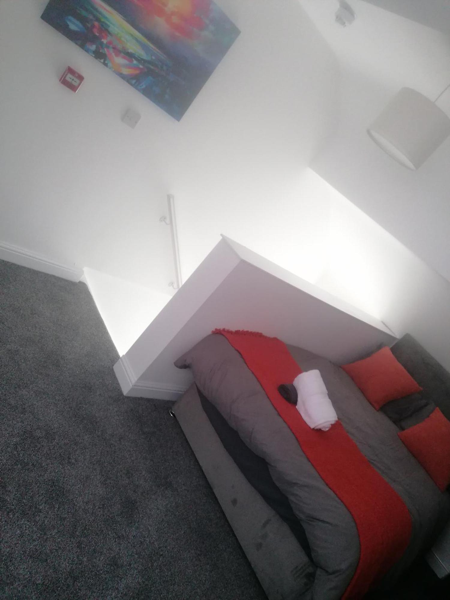 Rossy Home Of Relaxations Stoke-on-Trent Εξωτερικό φωτογραφία