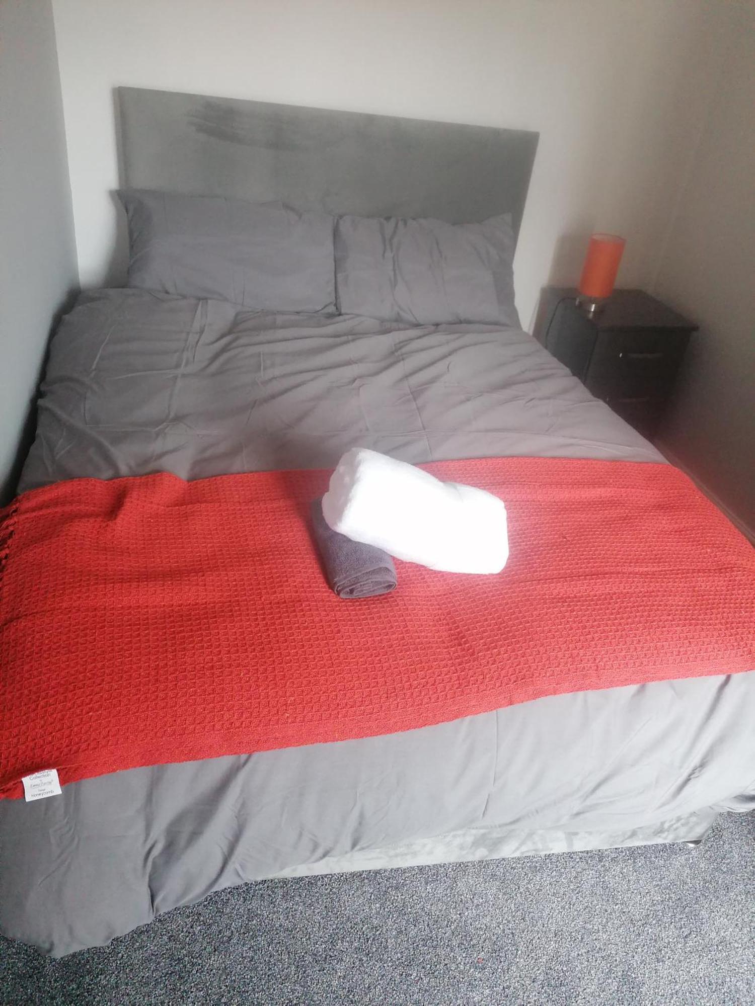 Rossy Home Of Relaxations Stoke-on-Trent Εξωτερικό φωτογραφία